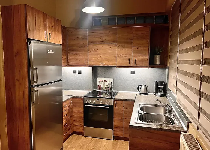 Odyseia Apts I At The Center Of The & Old Town Apartment